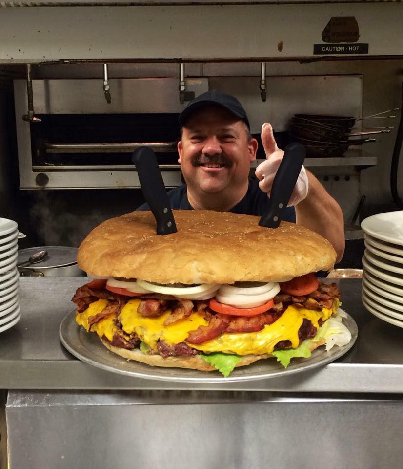 TEN POUND MONSTER BURGER   EAT IN UNDER ONE HOUR  AND IT'S FREE + YOU GET $100